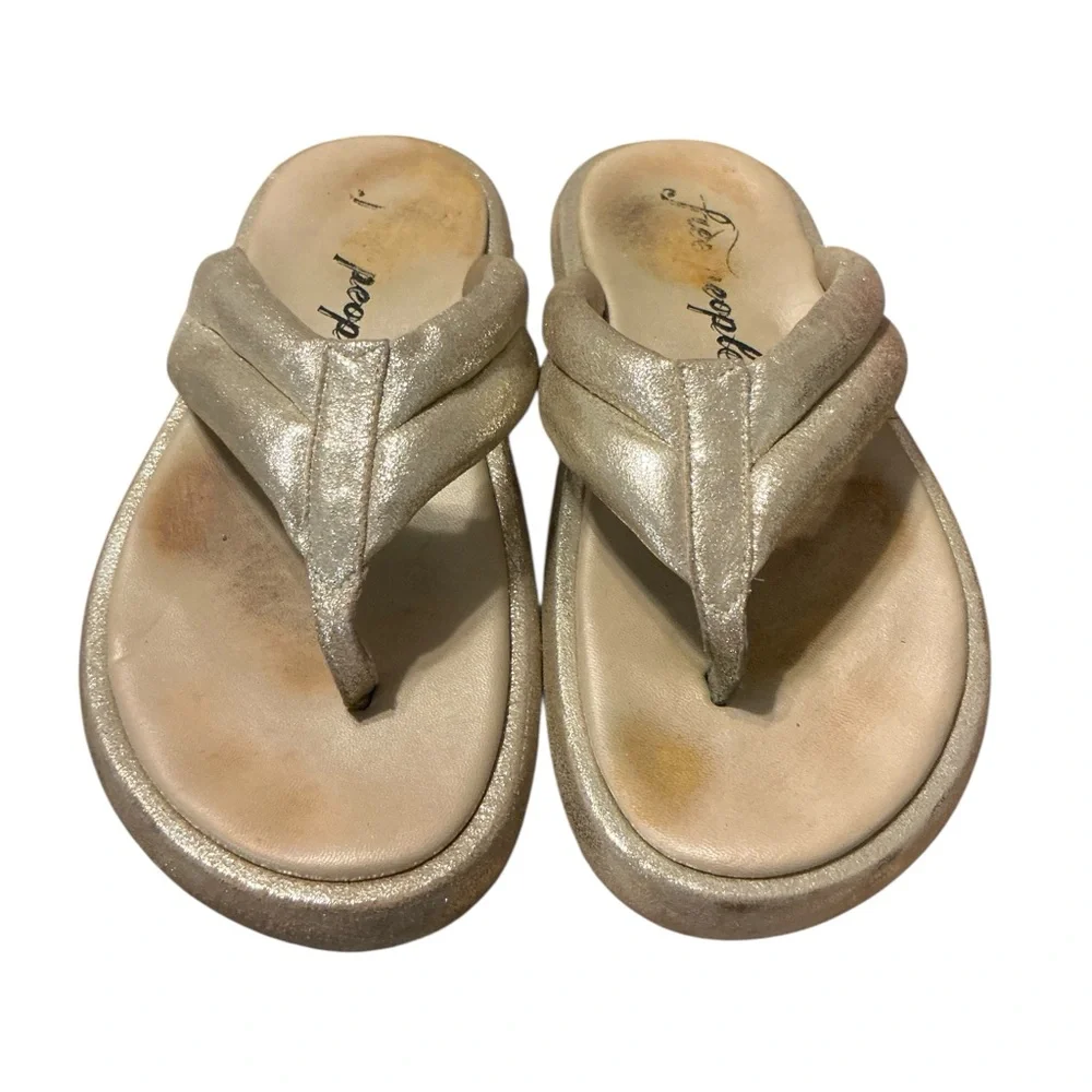 Free people Elegant Gold‎ Women's Sandals size 7